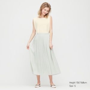 Uniqlo crepe jersey sleeveless tank
